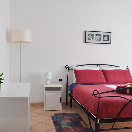 B&B Sarita'S Rooms Certosa di Pavia Exteriör bild